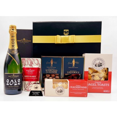  New Luxury Chocolate Gourmet Gift Hampers with Moet & Chandon Vintage Champagne